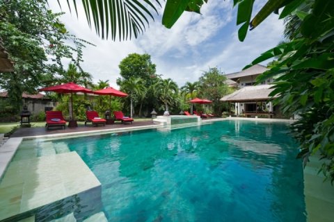 6 bedrooms Villa in Seminyak, Badung, Indonesia No. 692