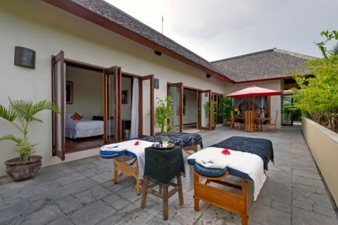 6 bedrooms Villa in Seminyak, Badung, Indonesia No. 692 23