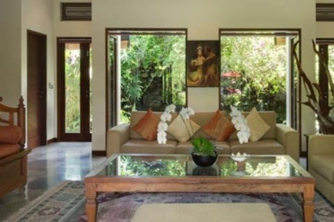 6 bedrooms Villa in Seminyak, Badung, Indonesia No. 692 30
