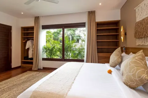 4 bedrooms Villa in Badung, Indonesia No. 10323 23