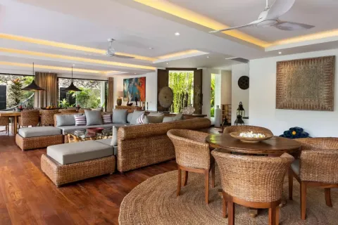 4 bedrooms Villa in Badung, Indonesia No. 10323 16