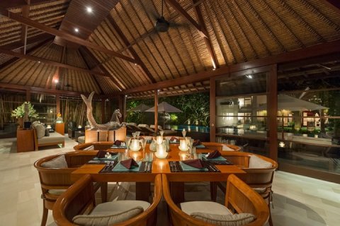 3 bedrooms Villa in Seminyak, Badung, Indonesia No. 827 22