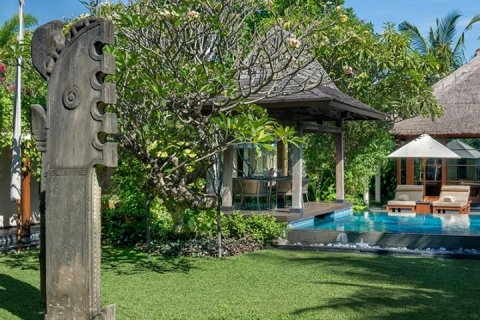 3 bedrooms Villa in Seminyak, Badung, Indonesia No. 827 11