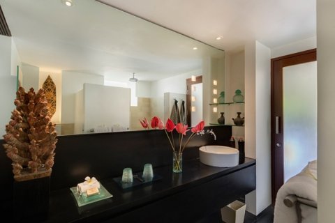 3 bedrooms Villa in Seminyak, Badung, Indonesia No. 827 28