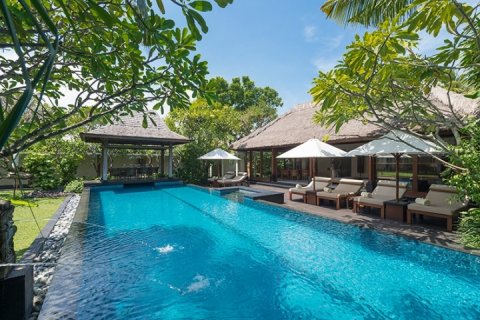 3 bedrooms Villa in Seminyak, Badung, Indonesia No. 827 6