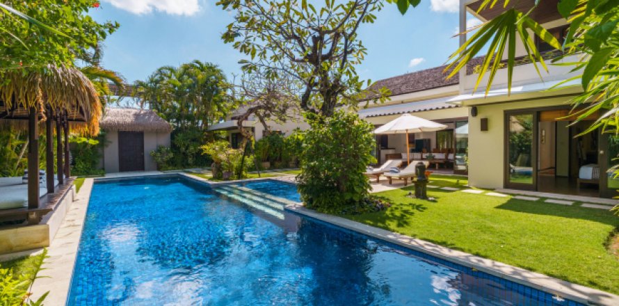 Вилла с 4 спальнями в Seminyak, Бадунг, Индонезия № 840