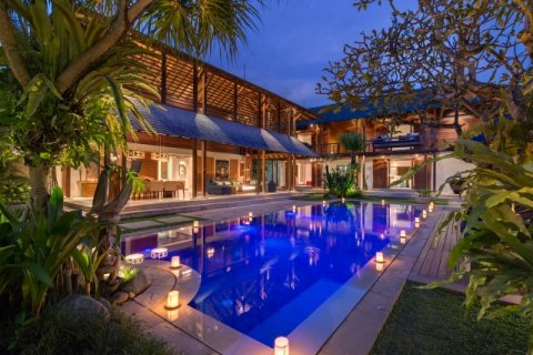 Вилла с 5 спальнями в Seminyak, Бадунг, Индонезия № 836 13