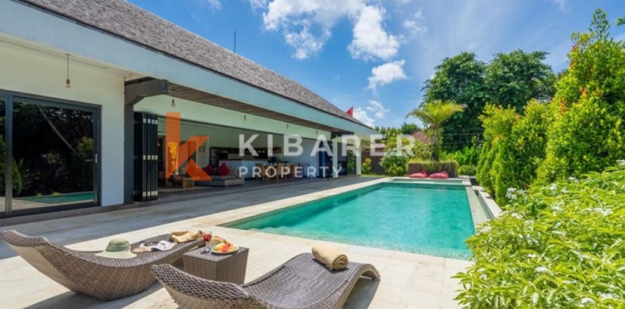 4 bedrooms Villa in Ungasan, Badung, Indonesia No. 11791