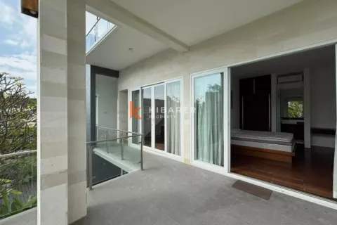 3 bedrooms Villa in Tibubeneng, Badung, Indonesia No. 11793 21