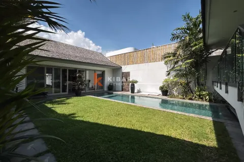 3 bedrooms Villa in Tibubeneng, Badung, Indonesia No. 11789