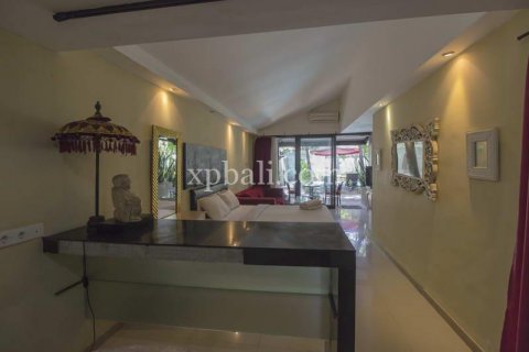 Вилла с 8 спальнями в Легиан, Kuta, Бадунг, Индонезия № 7879 7