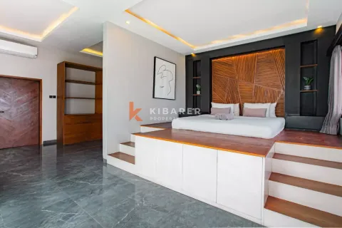 4 bedrooms Villa in Tibubeneng, Badung, Indonesia No. 13174 11