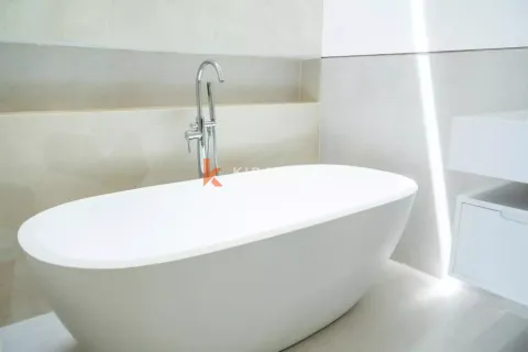 2 bedrooms Villa in Kuta, Badung, Indonesia No. 13173 24