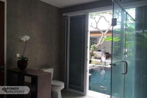 3 bedrooms Villa in Denpasar, Indonesia No. 5387 18