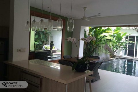 3 bedrooms Villa in Denpasar, Indonesia No. 5387 24