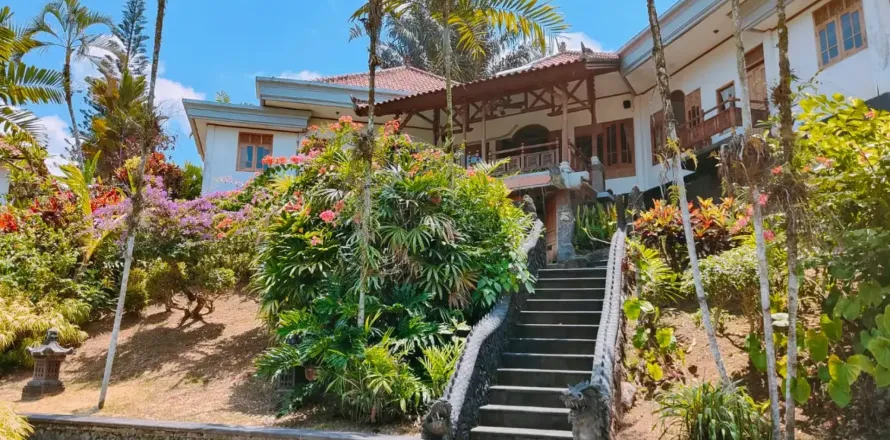 3 bedrooms Villa in Tabanan, Indonesia No. 10684