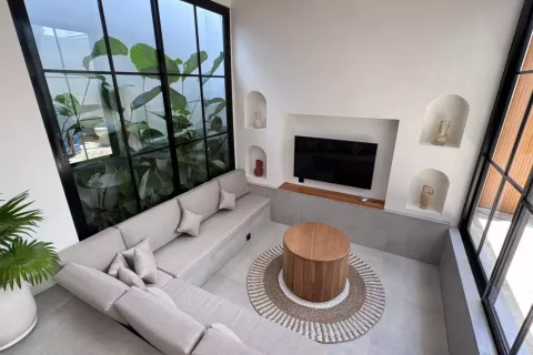 3 bedrooms Villa in Mengwi, Badung, Indonesia No. 10683 2