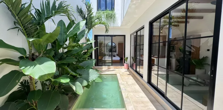 3 bedrooms Villa in Mengwi, Badung, Indonesia No. 10683