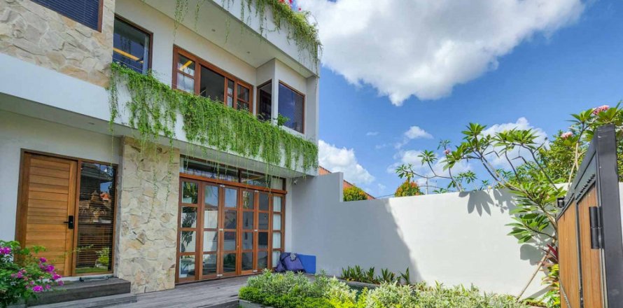 3 bedrooms Villa in Pererenan, Mengwi, Badung, Indonesia No. 10478