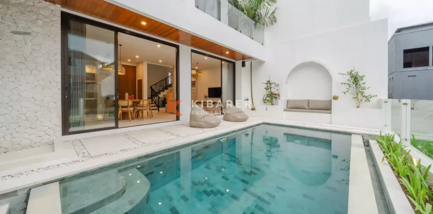 3 bedrooms Villa in Denpasar, Indonesia No. 11764