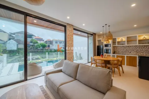 3 bedrooms Villa in Denpasar, Indonesia No. 11764 4