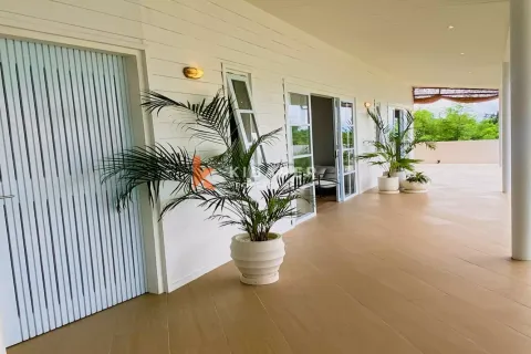 4 bedrooms Villa in South Kuta, Badung, Indonesia No. 11763 29