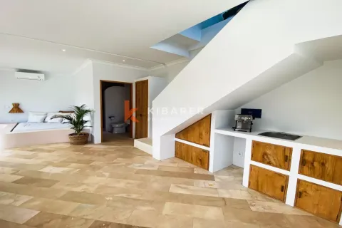 4 bedrooms Villa in South Kuta, Badung, Indonesia No. 11763 23