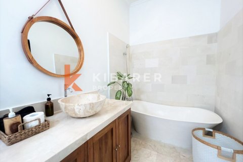 2 bedrooms Villa in Denpasar, Indonesia No. 11759 6