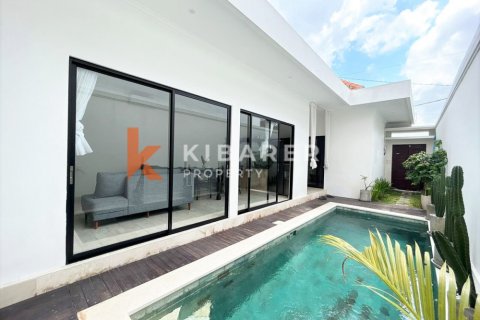 2 bedrooms Villa in Denpasar, Indonesia No. 11759 2