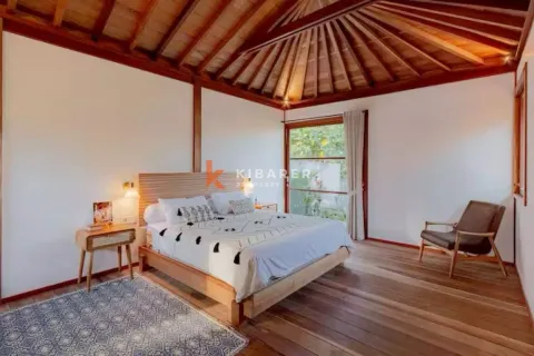 4 bedrooms Villa in Tumbak Bayuh, Mengwi, Badung, Indonesia No. 13110 8