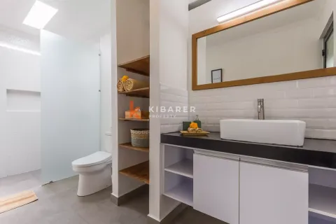 2 bedrooms Villa in Badung, Indonesia No. 13285 10