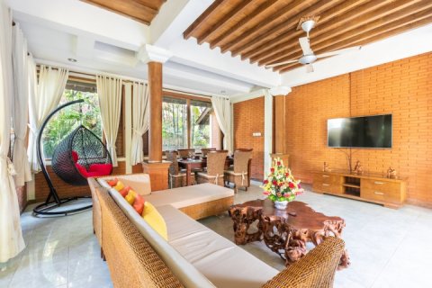 3 bedrooms Villa in Seminyak, Badung, Indonesia No. 1696 4