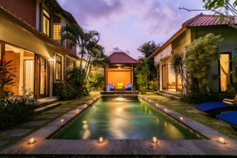 3 bedrooms Villa in Seminyak, Badung, Indonesia No. 1696 2