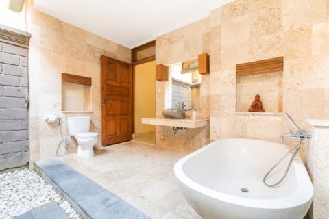 3 bedrooms Villa in Seminyak, Badung, Indonesia No. 1696 24