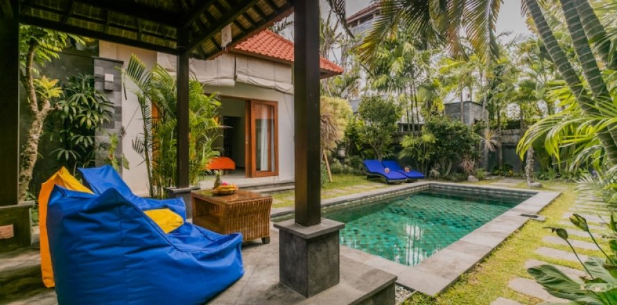 3 bedrooms Villa in Seminyak, Badung, Indonesia No. 1696