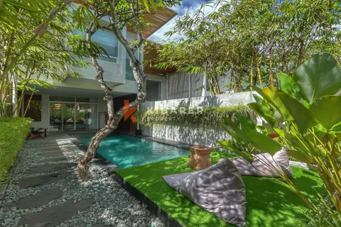 Вилла с 2 спальнями в Seminyak, Бадунг, Индонезия № 12606 2
