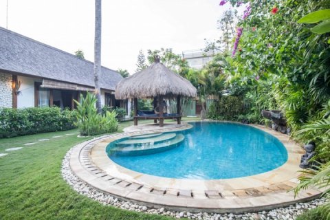 Вилла с 7 спальнями в Canggu, Бадунг, Индонезия № 1531