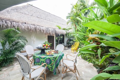 Вилла с 7 спальнями в Canggu, Бадунг, Индонезия № 1531 4