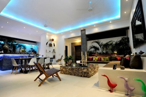 3 bedrooms Villa in Seminyak, Badung, Indonesia No. 1536 2