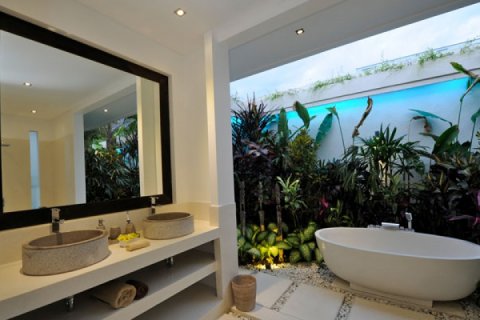 3 bedrooms Villa in Seminyak, Badung, Indonesia No. 1536 12
