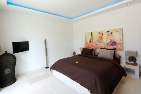 3 bedrooms Villa in Seminyak, Badung, Indonesia No. 1536 7