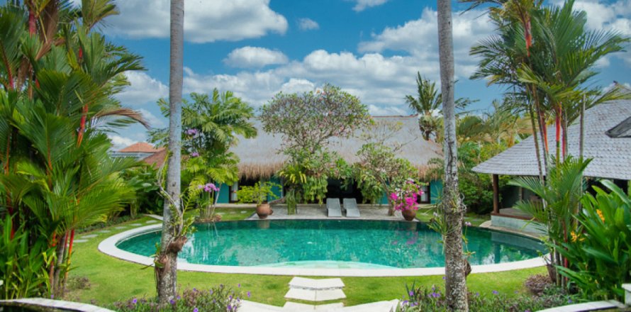 5 bedrooms Villa in Badung, Indonesia No. 10500