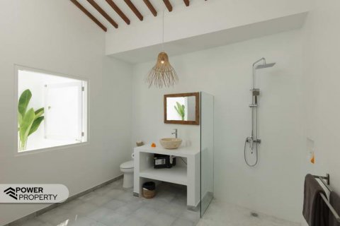 3 bedrooms Villa in South Kuta, Badung, Indonesia No. 8799 13
