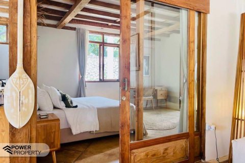3 bedrooms Villa in South Kuta, Badung, Indonesia No. 8801 13