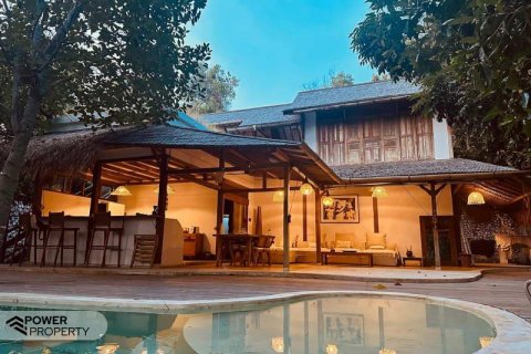 3 bedrooms Villa in South Kuta, Badung, Indonesia No. 8801