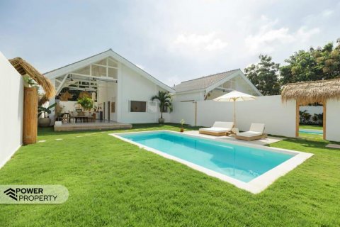 2 bedrooms Villa in South Kuta, Badung, Indonesia No. 8800