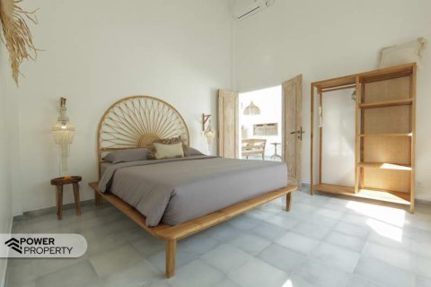 2 bedrooms Villa in South Kuta, Badung, Indonesia No. 8800 12