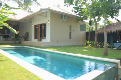 2 bedrooms Villa in Denpasar, Indonesia No. 11636