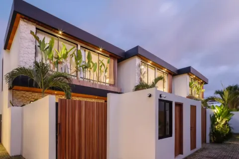 2 bedrooms Villa in Canggu, Badung, Indonesia No. 10297