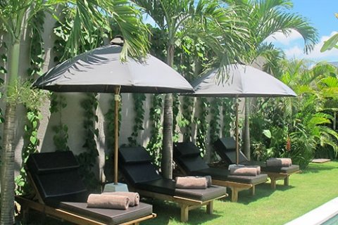 6 bedrooms Villa in Seminyak, Badung, Indonesia No. 715 15